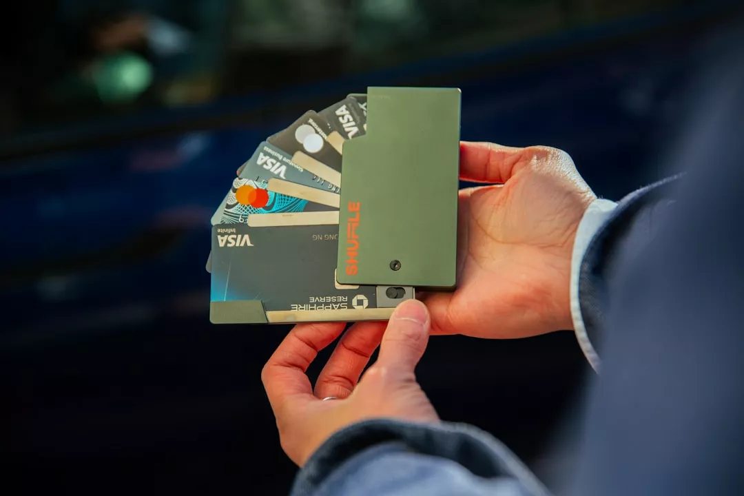 Lloyds Credit Cards: Complete Guide to Rewards, Benefits and Application
